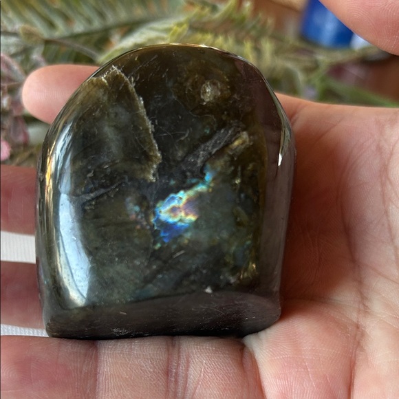 ๐ Polished Labradorite Freeform - Picture 5 of 8